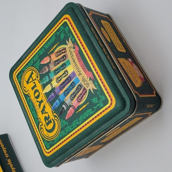 90th anniversary (1993) Crayola Tin - Picture 5 of 7